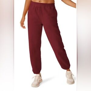 Beyond Yoga Women's On the Go Cotton Blend Joggers, California Merlot, Large